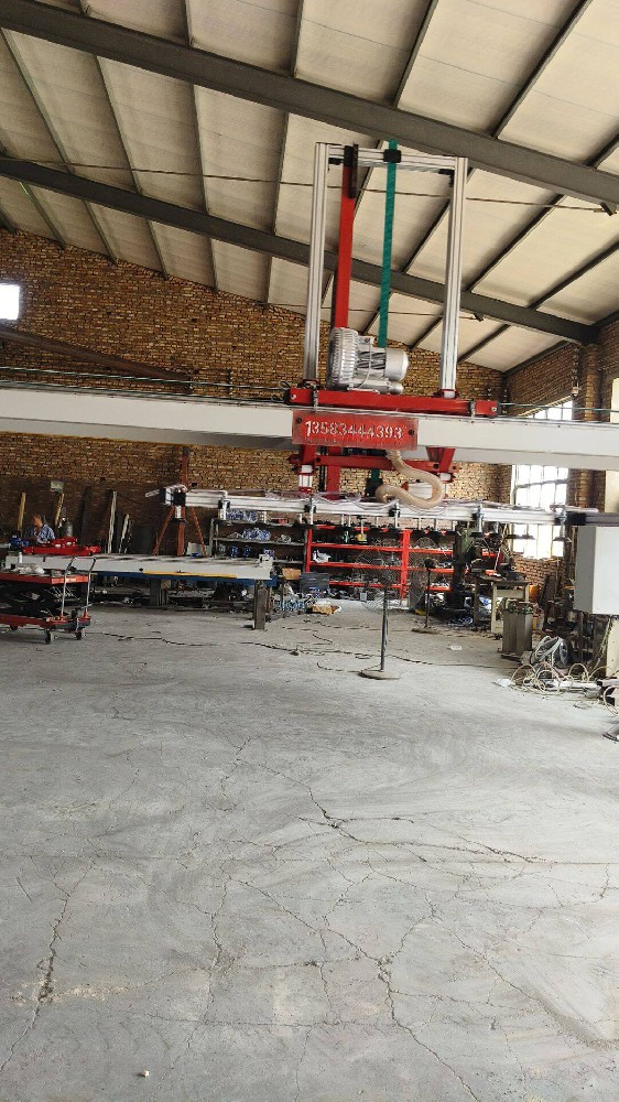 木板材码垛机厂家济南金瑞祥工厂可定制尺寸吗?