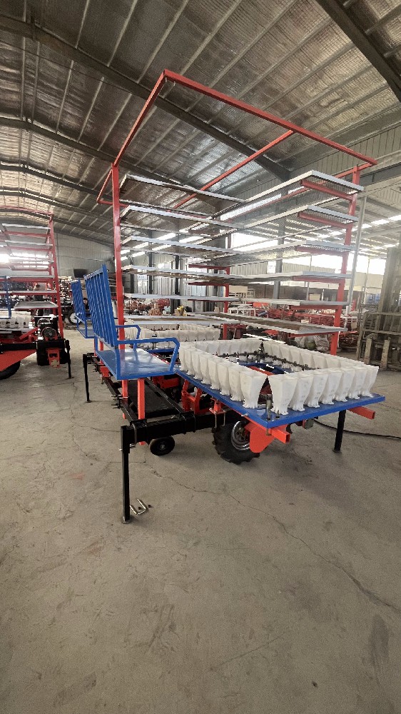 辣椒栽苗机 北大荒农垦集团红兴隆分公司赋能农业种植降本