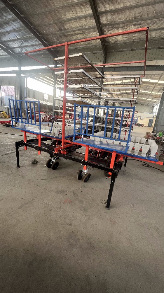 辣椒栽苗机助力北大荒农垦集团红兴隆分公司特色种植